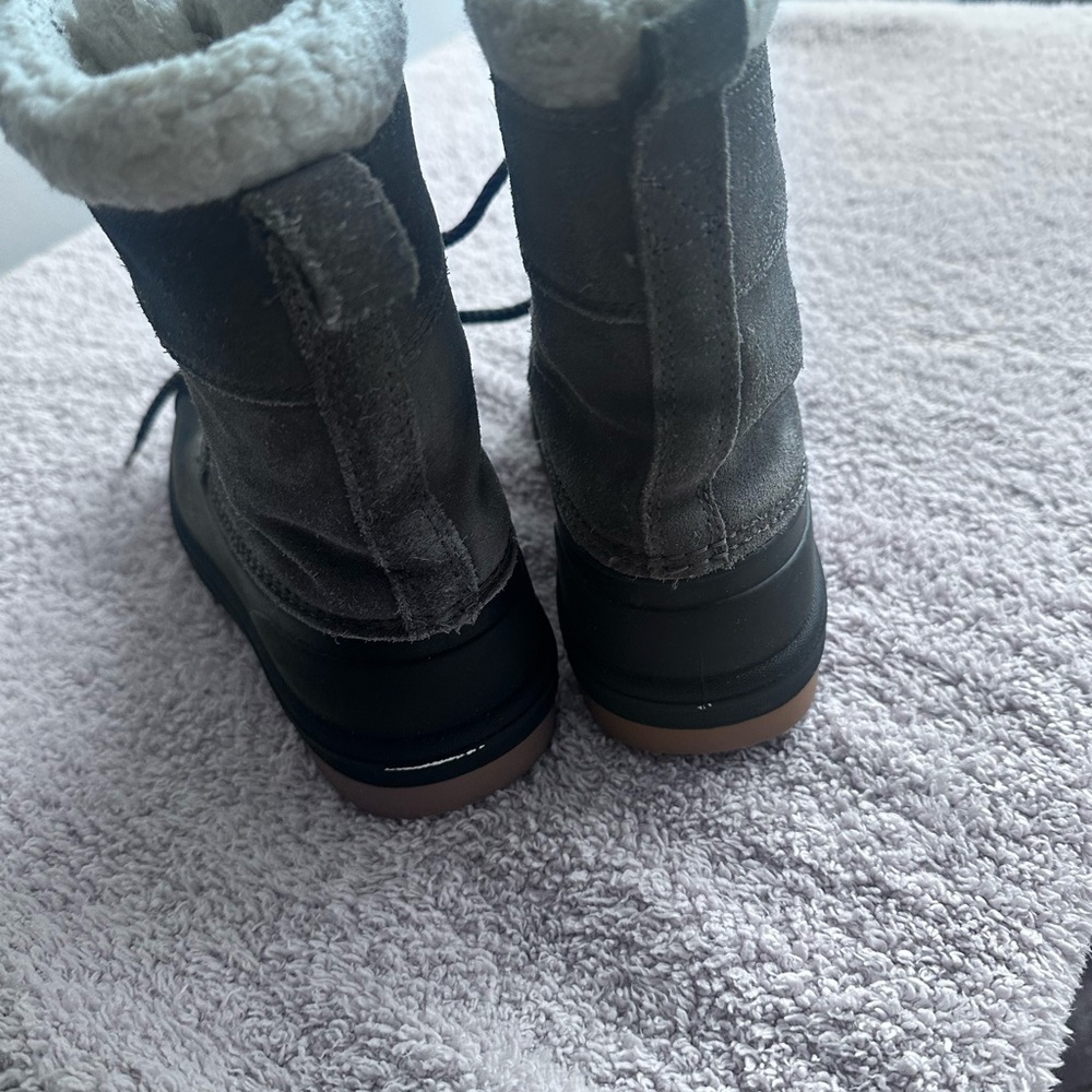 Cat & Jack Gray Snow Boots for Kids - Picture 5 of 7
